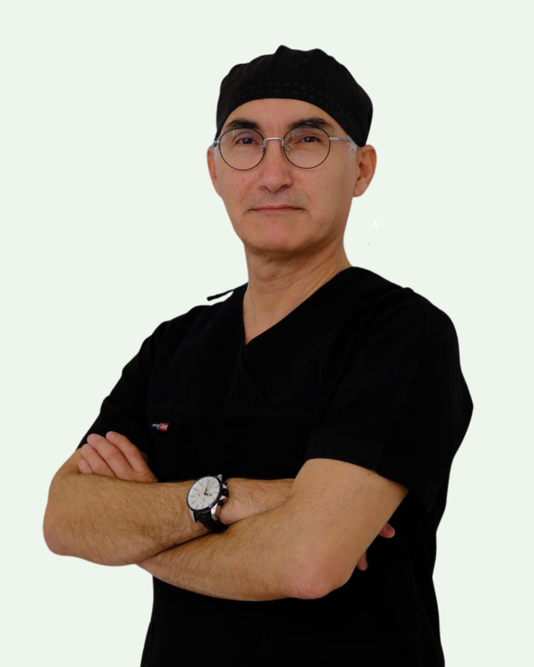 Uzm. Dr. Okan Oktay Mengeş — profesyonel portre